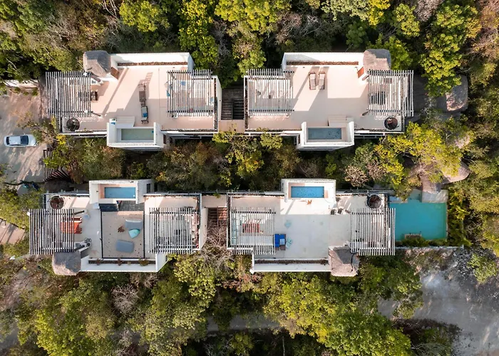 Amar Apartment *